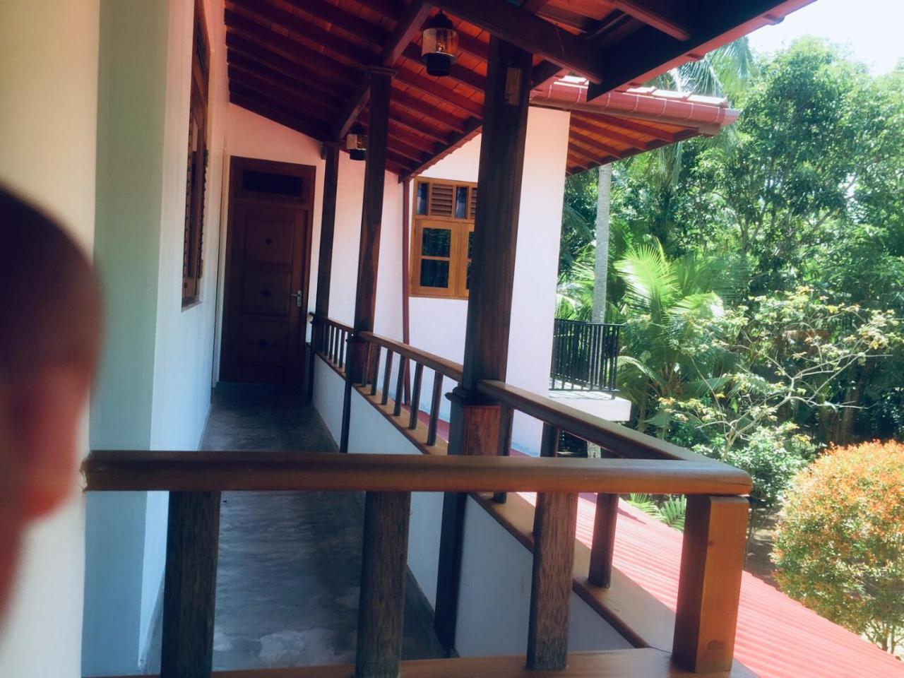 Casa Blanca Hotel Ahangama Exterior photo
